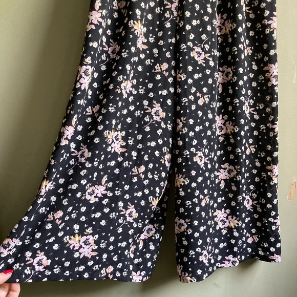 AS U WISH floral romper - Picture 2 of 8